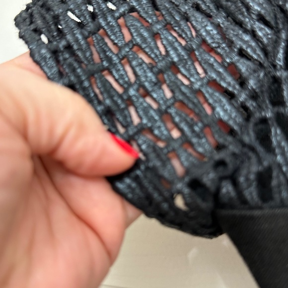 Roland Mouret for Banana Republic Short-sleeved Black Bodycon Dress Sz 6 - Picture 5 of 9